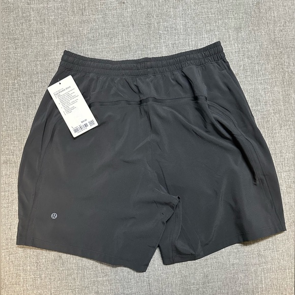 Lululemon Pace Breaker Short 7”, Black, Sz L, NWT - Picture 2 of 2
